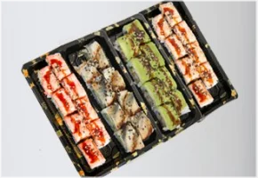 8 lineroll, 8 zalmcheeserol, 8 tunarol, 8 dragonrol